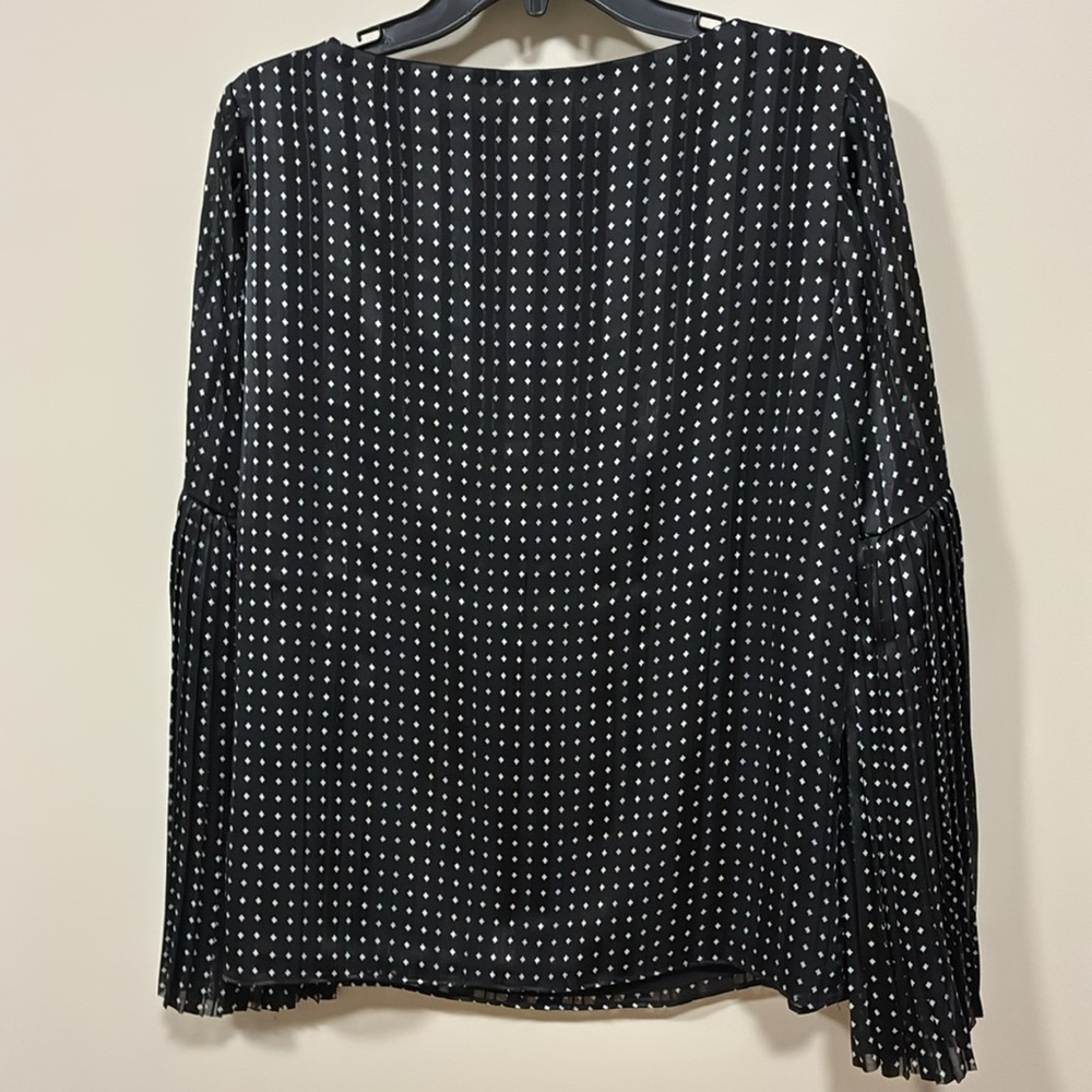 The Limited Black and White Long Sleeve Blouse - Picture 7 of 7